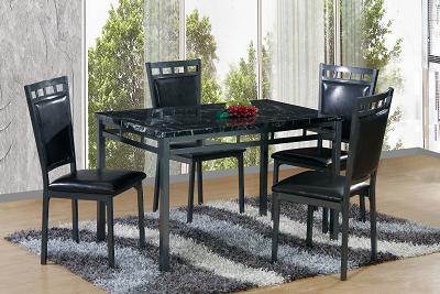 D797 Dining Set